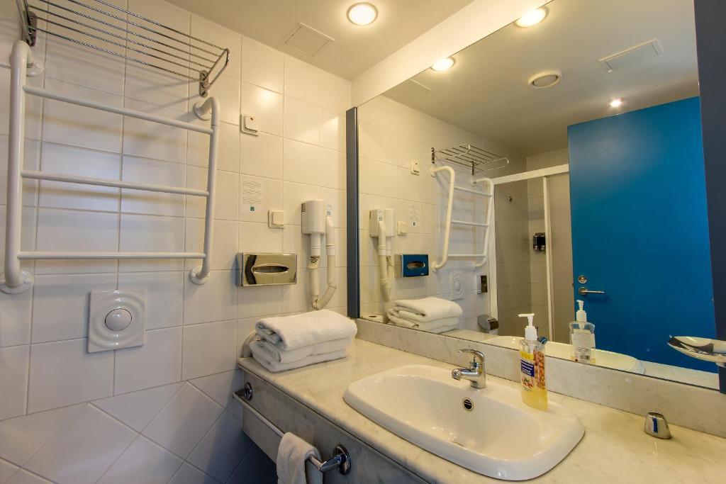 Daily Apartments - Ilmarine/Port タリン 部屋 写真