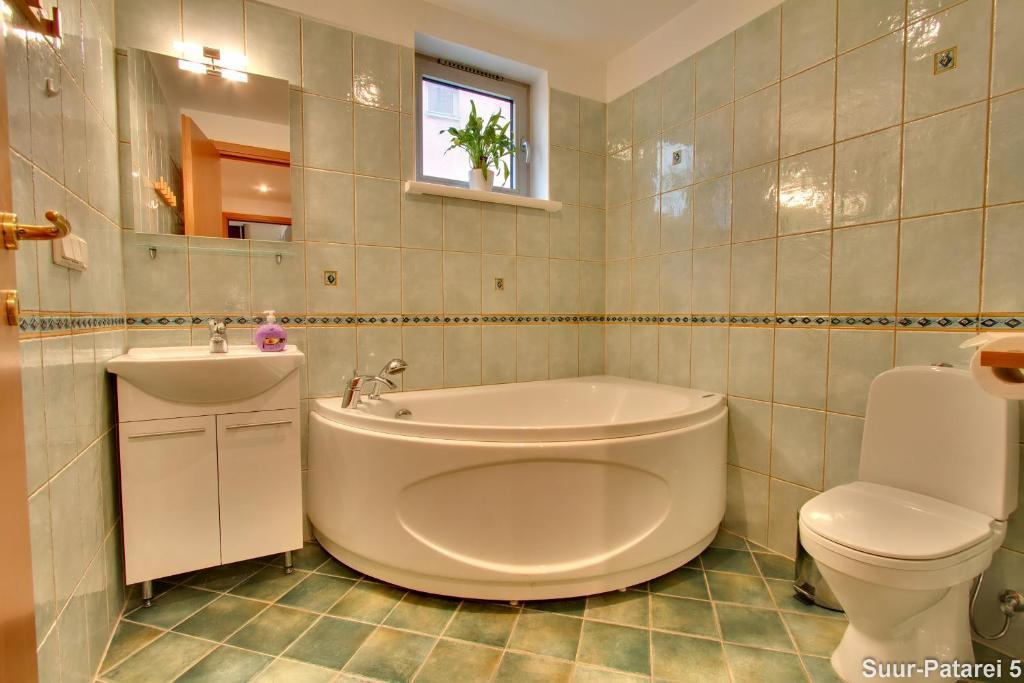 Daily Apartments - Ilmarine/Port タリン 部屋 写真